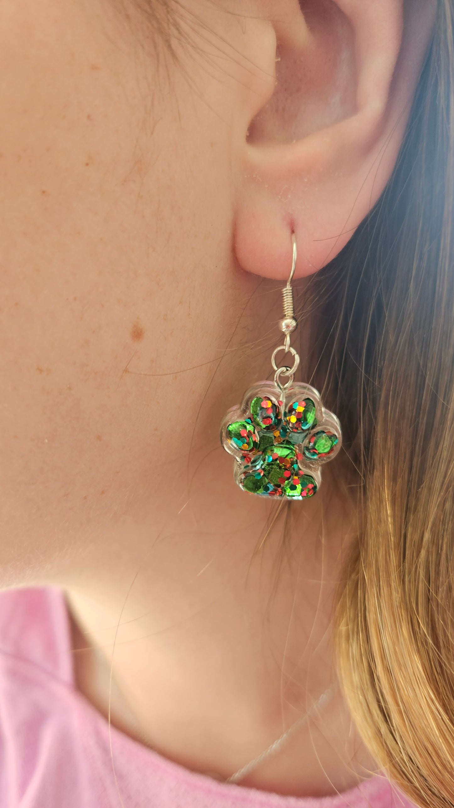 Boucle d'oreille en forme de patte