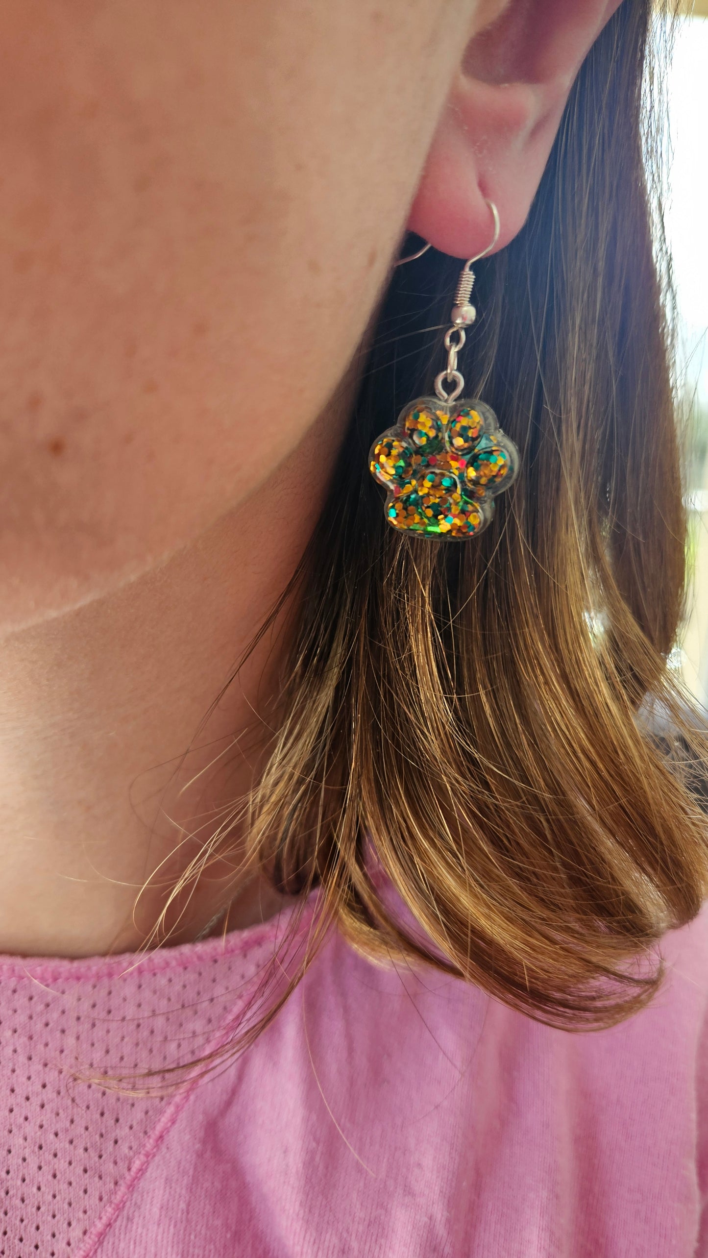 Boucle d'oreille en forme de patte